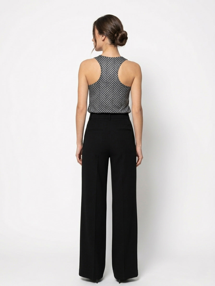Vanta Tank Top